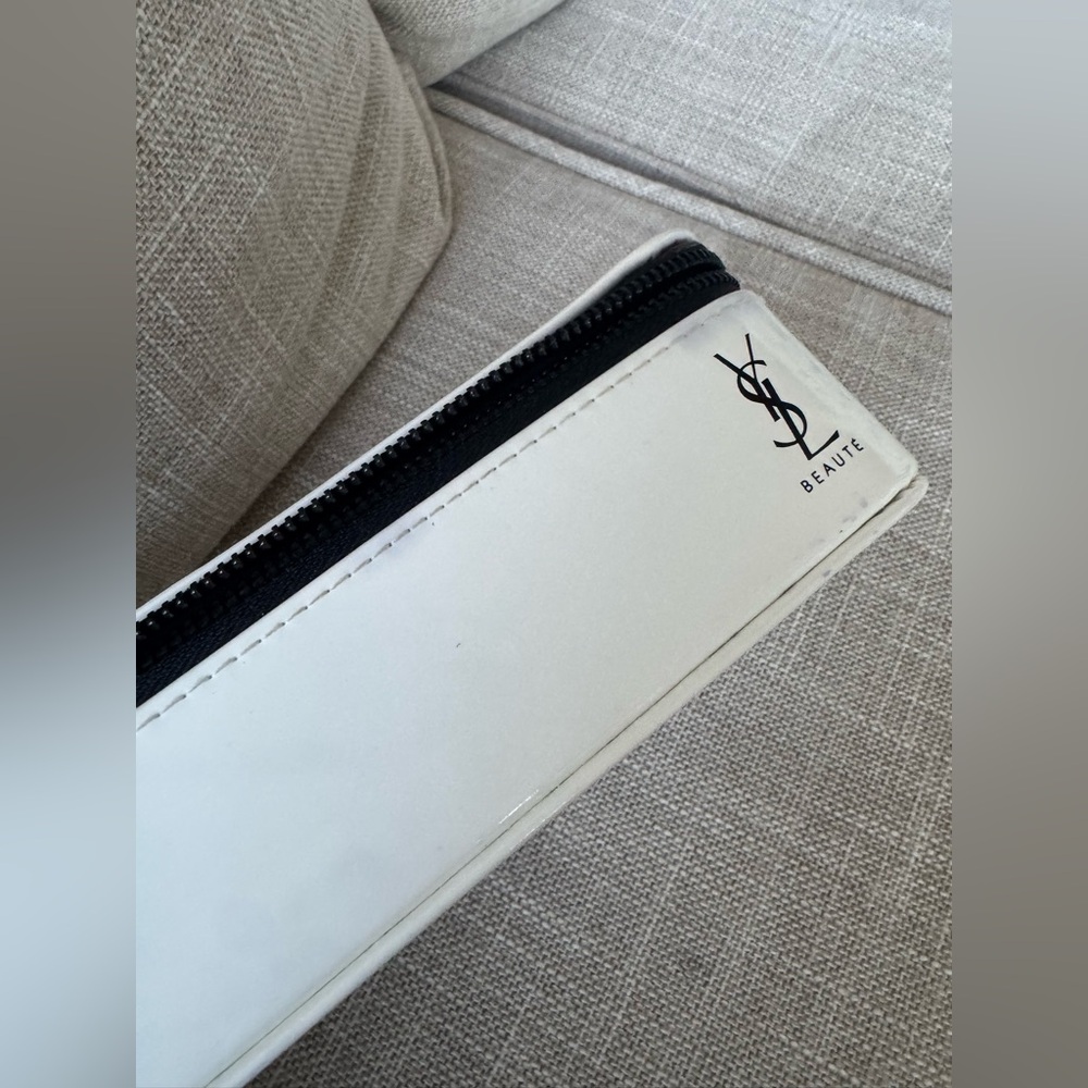Ysl beaute make up case